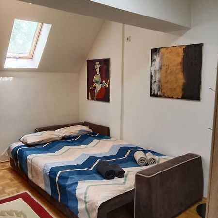 East Gate Apartment Studio Скоп'є Екстер'єр фото